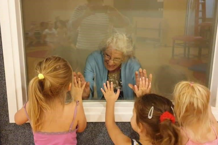 School en verzorgingstehuis in 1 pand