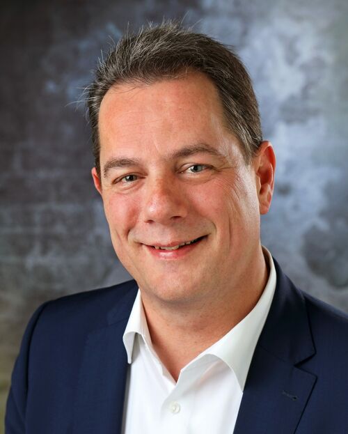 Hans Adriani