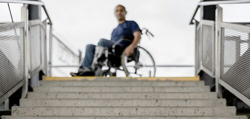 rolstoel man foto