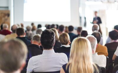 seminar omzien naar elkaar